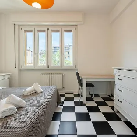 Keys Of Italy - Portenuove18 - Pn2 - Train Station, One Bedroom Flat 2 To 4 Guests