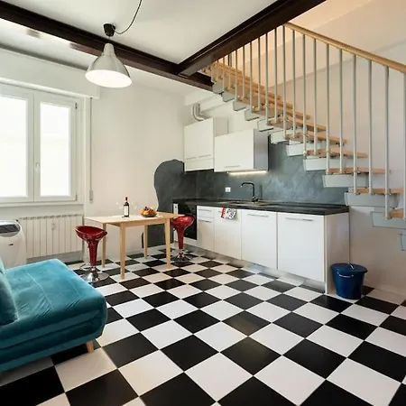 Apartment Keys Of Italy - Portenuove18 - Pn2 - Train Station, One Bedroom Flat 2 To 4 Guests *